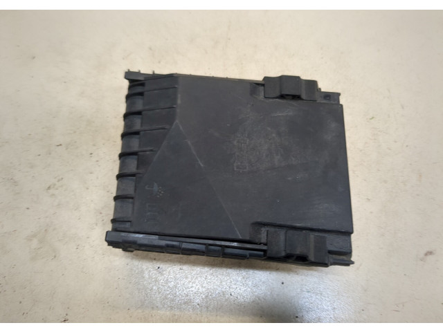 Блок предохранителей  Volkswagen Passat 7 2010-2015 Европа      3C093125A   7   1.6