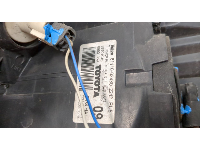 Фара передняя Toyota Auris E15 2006-2012 правая