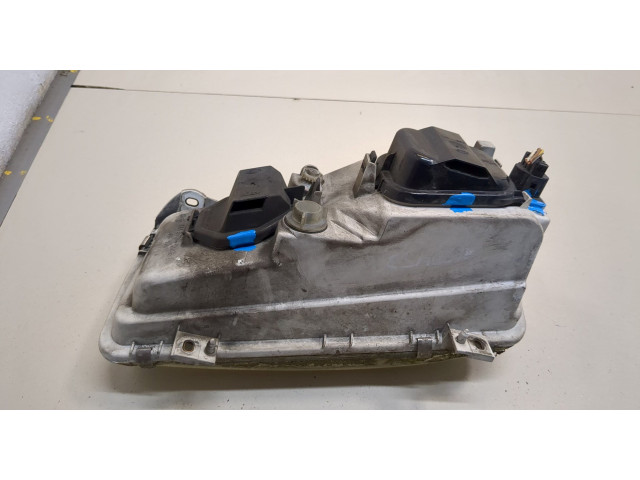 Фара передняя  Volkswagen Passat 4 1994-1996 правая 