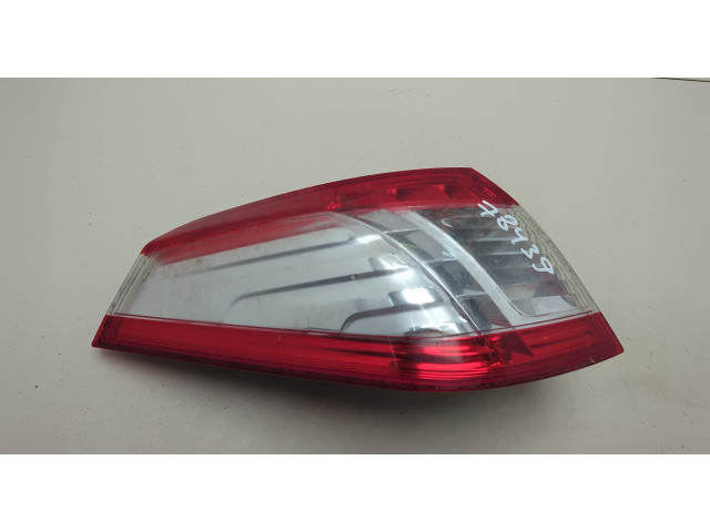 Задний фонарь          