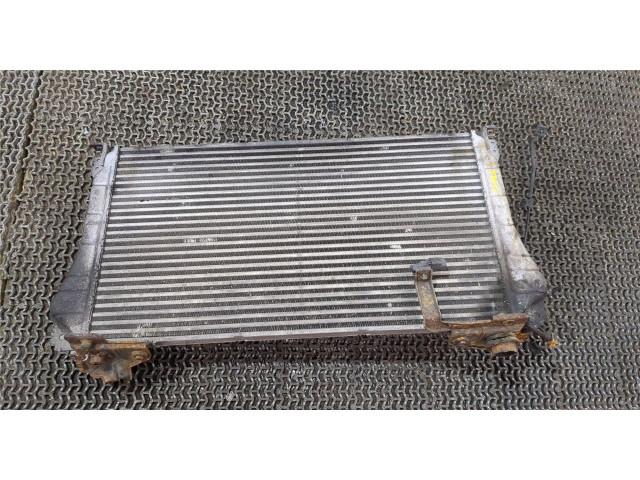 Интеркулер  Toyota Auris E15 2006-2012 2.0  1271003521    