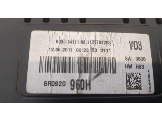 Панель приборов Volkswagen Polo 2009-2014 6R0920960HX