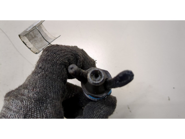 Форсунка топливная  Volkswagen Transporter 4 1991-2003    068130202G     