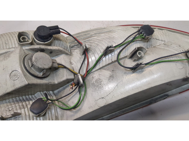 Задний фонарь          