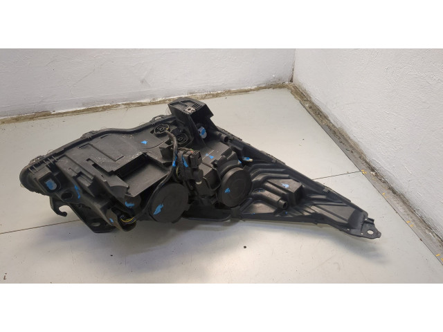 Фара передняя  Peugeot 3008 2009-2016 левая 