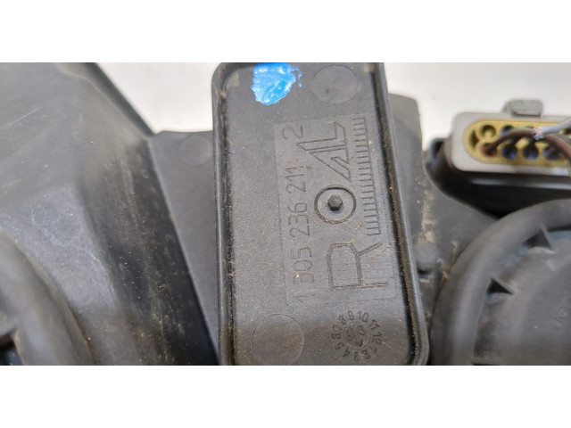 Фара передняя  Mercedes C W204 2007-2013 правая 