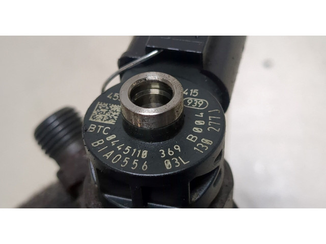 Форсунка топливная  Skoda SuperB 2008-2015    03L130277Q, 03L130855CX     