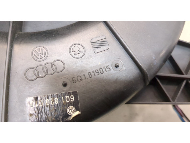 Моторчик печки Skoda Fabia 1999-2004 6Q1819015 6Q1819015
