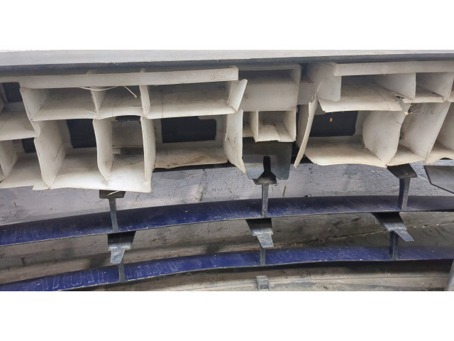 Бампер  Renault Clio 1998-2008 передний    