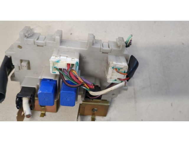 Блок предохранителей  Nissan Titan 2003-2007         