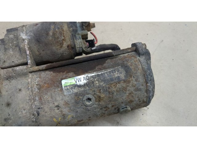 Стартер  Volkswagen Transporter 4 1991-2003 2.5     