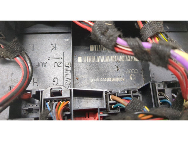 Блок предохранителей  Audi A3 (8PA) 2004-2008      H5476501     2