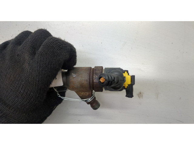 Форсунка топливная  Opel Combo 2001-2011    0445110083     