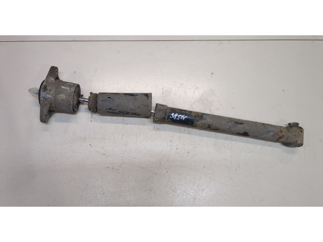 Стойка амортизатора  Volkswagen Passat 5 1996-2000      