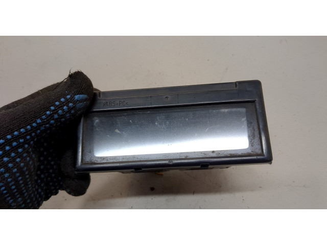 Дисплей бортового компьютера  Volvo V50 2004-2012        