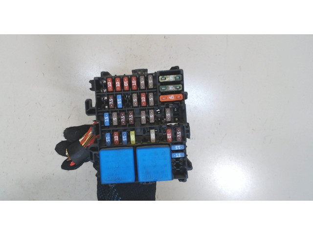 Блок реле  Dacia Sandero 2012-          1.2