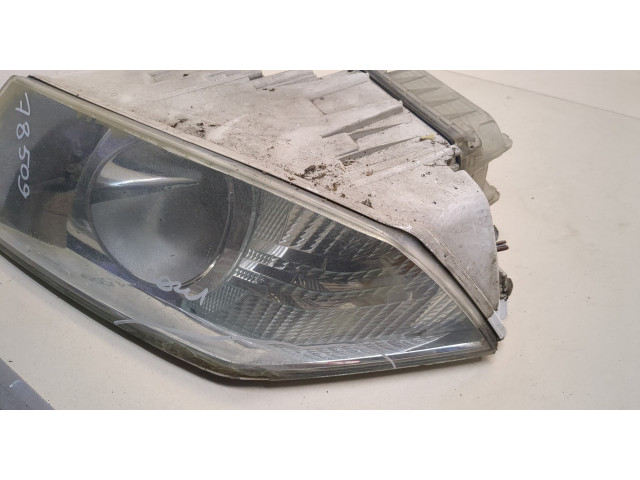 Фара передняя Skoda Octavia (A5) 2004-2013 левая