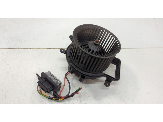 Моторчик печки  Peugeot 5008 2009-2016 P7708005    P7708005   