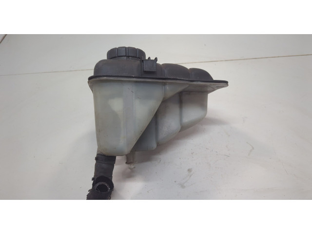 Бачок расширительный Mercedes C W203 2000-2008 A2035000049