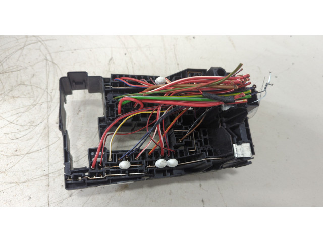 Блок предохранителей Volkswagen Jetta 7 2018-2025 5Q0937125D