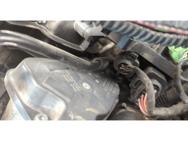 Форсунка топливная  Volkswagen Tiguan 2007-2011    06H906036G, 06J133317M     