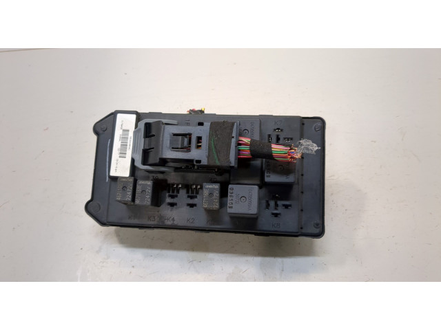 Блок предохранителей Jeep Grand Cherokee 2004-2010 56050066ac