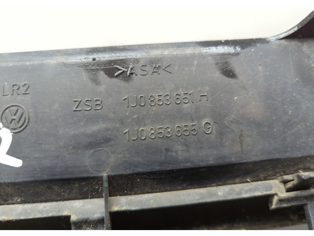 Решетка радиатора  Volkswagen Golf 4 1997-2005          