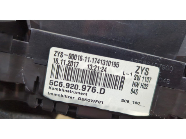 Панель приборов Volkswagen Jetta 6 2010-2018 5C6920976D