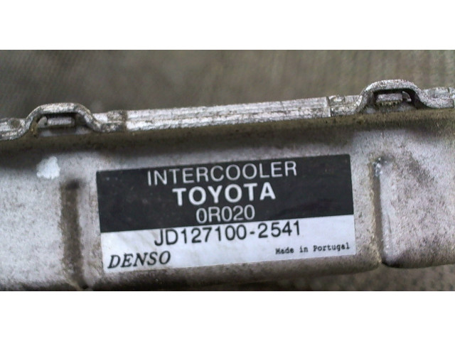 Интеркулер  Toyota Auris E15 2006-2012 2.0  jd1271002541    