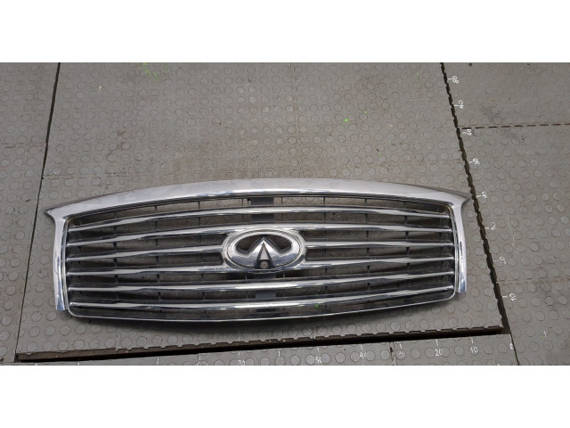 Решетка радиатора  Infiniti QX56 2010-2013          