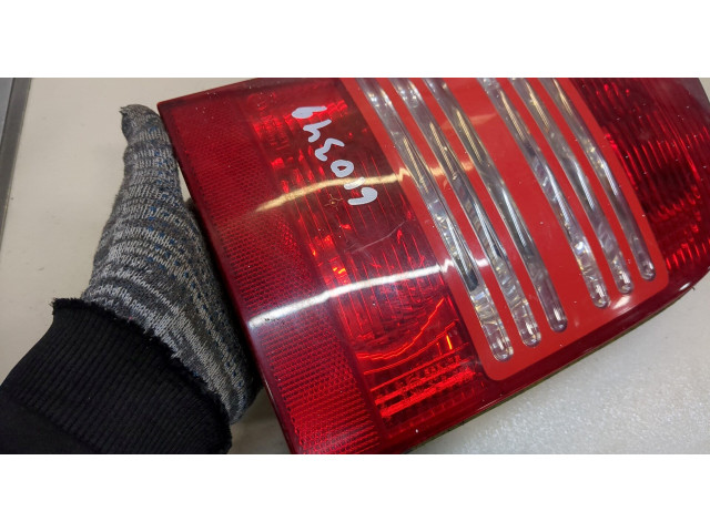 Задний фонарь