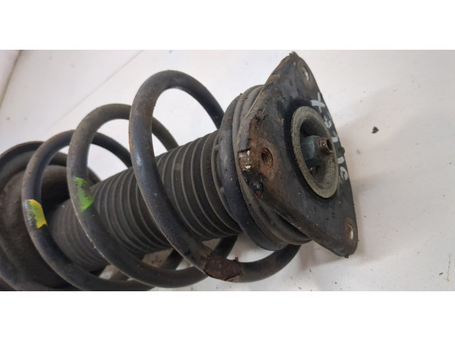 Стойка амортизатора Mazda 3 (BK) 2003-2009