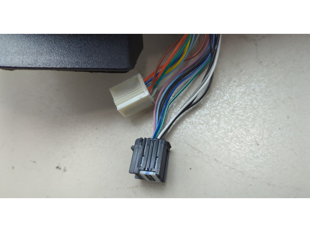 Зеркало боковое  Chevrolet Tahoe 2006-2014  левое           20843157