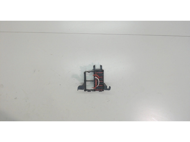 Блок предохранителей  Mercedes C W202 1993-2000           1.8