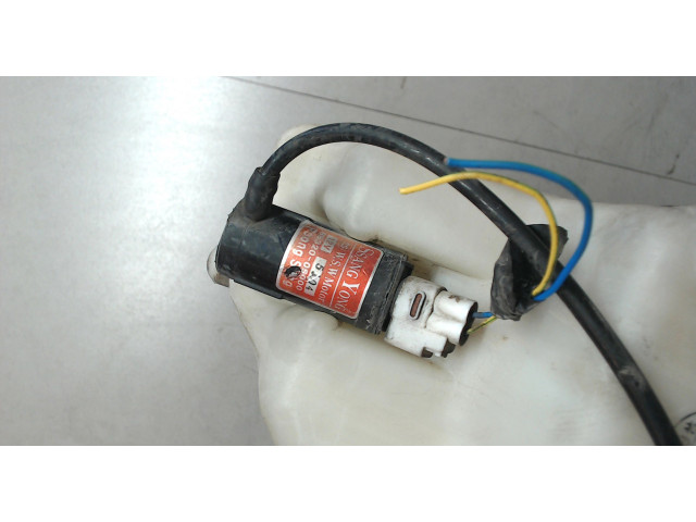 Бачок омывателя SsangYong Musso 7848005011 2.9