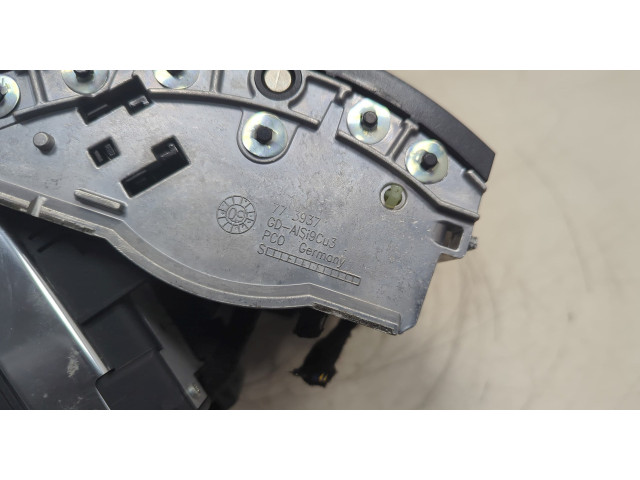 Дисплей бортового компьютера  Audi A8 (D3) 2002-2010 4E0919603F       