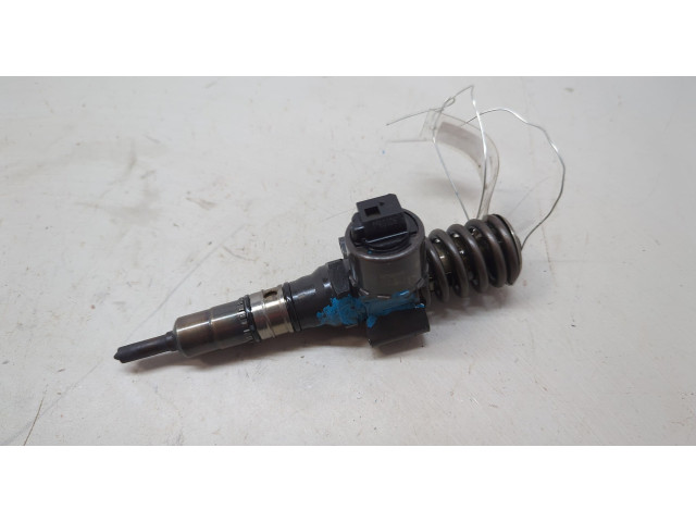 Форсунка топливная  Audi A3 (8P) 2003-2013    03G130073G     