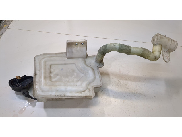 Бачок омывателя  Audi A3 (8P) 2004-2008    