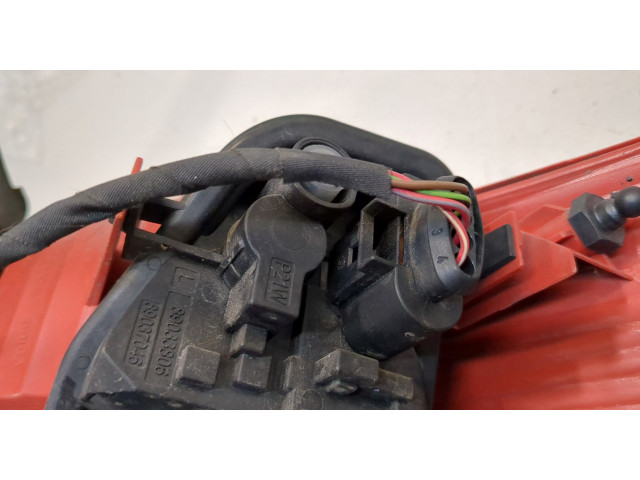 Задний фонарь