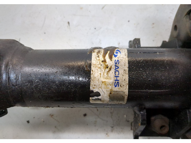 Стойка амортизатора Mercedes C W204 2006-2015