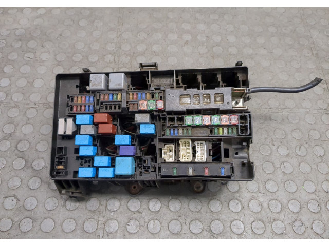 Блок предохранителей  Toyota Sequoia 2008-      827410C060   