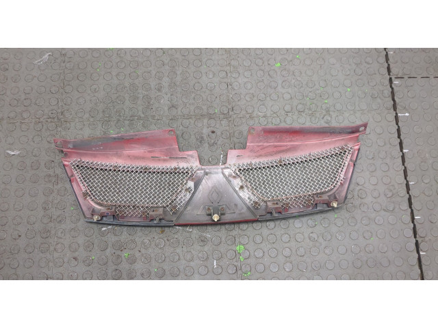 Решетка радиатора  Mitsubishi Outlander XL 2006-2012          MZ313901