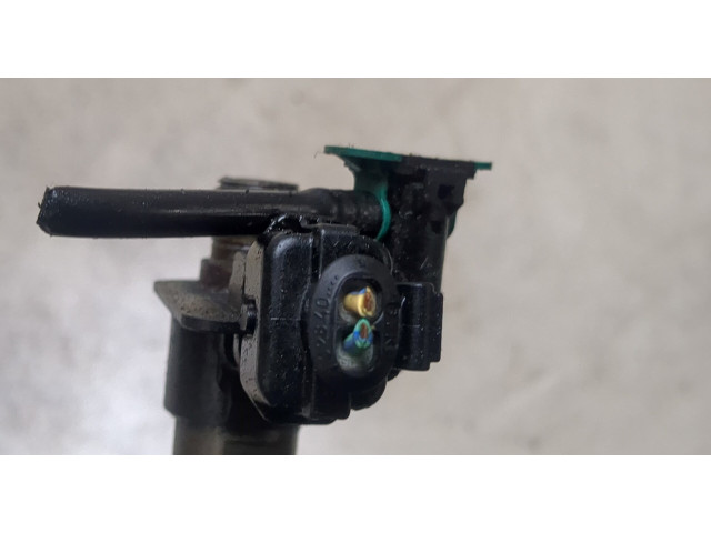 Форсунка топливная Ford S-Max 2006-2010 0445115025