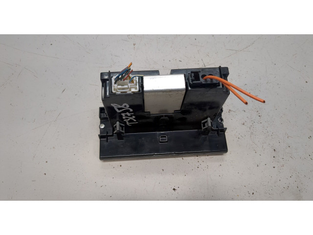 Дисплей бортового компьютера Volvo C30 2006-2010 36001469