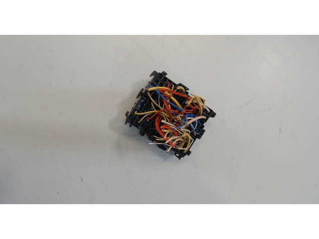 Блок предохранителей  Dacia Sandero 2012-          1.2