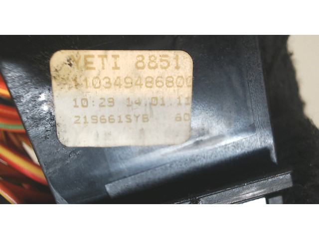 Блок предохранителей  Skoda Yeti 2009-2014      7H0937617    1.2