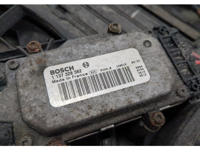 Вентилятор радиатора Audi Q7 2005-2015