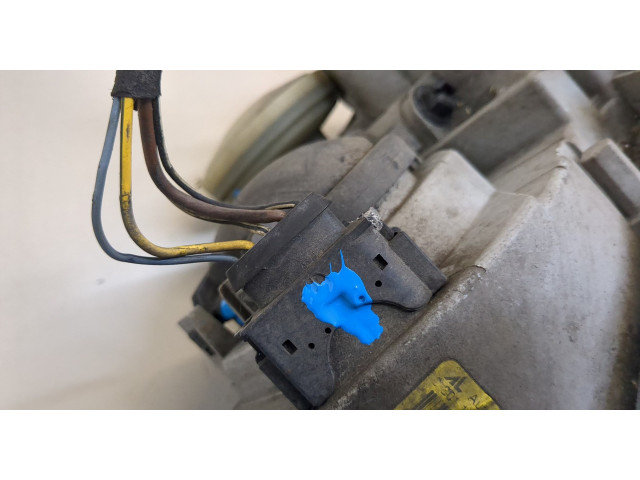 Фара передняя  Mercedes C W203 2000-2008 левая 