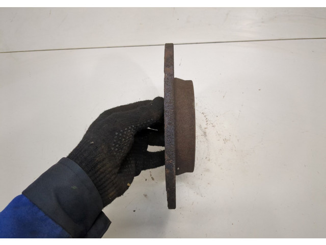 Диск тормозной  Audi A4 (B7) 2005-2007 2.0  задний     8E0615601Q      