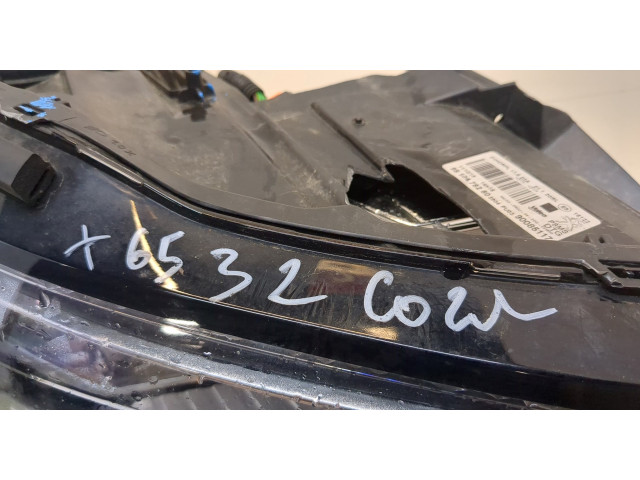 Фара передняя  Peugeot 3008 2016-2020 правая 